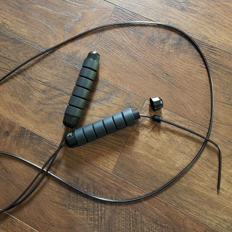 Loocio Jump Rope - adjust the length of ropes