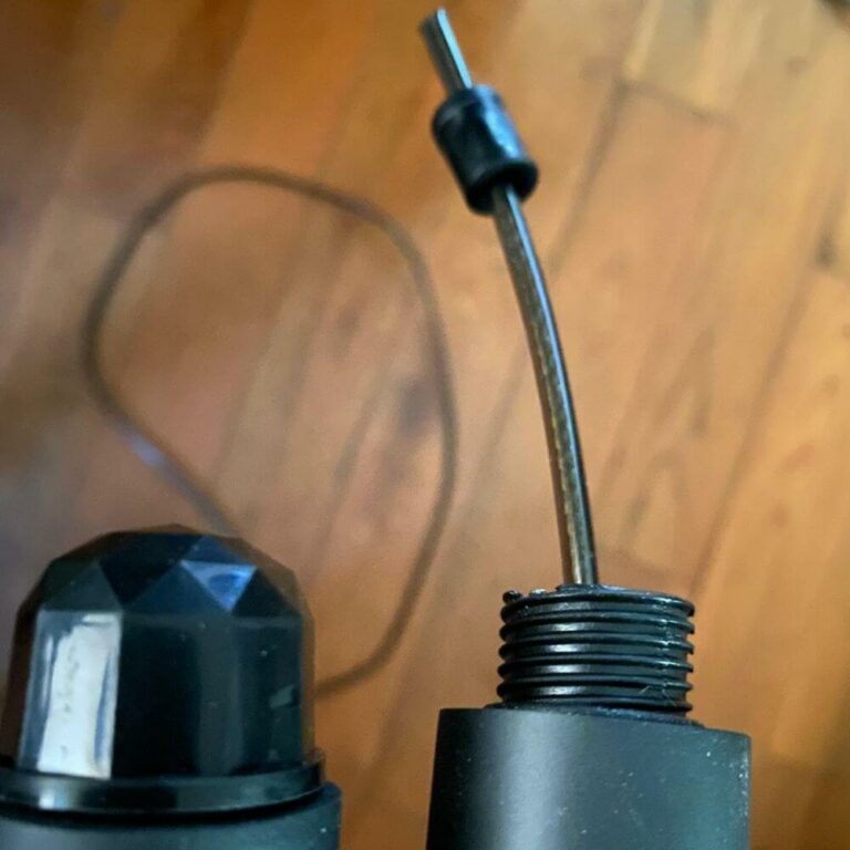 Loocio Jump Rope - adjust the ropes